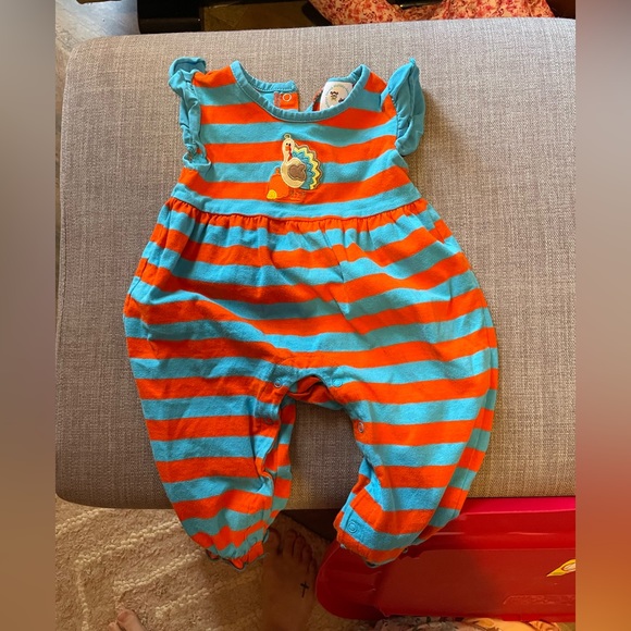 Turkey Romper 🦃 - Picture 1 of 4
